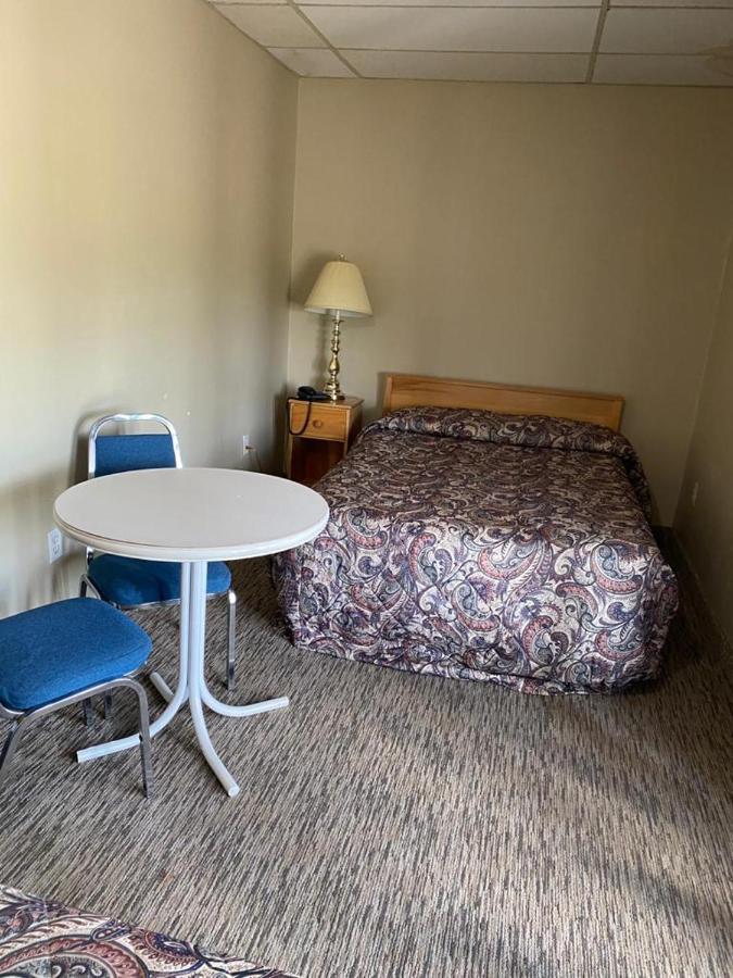 North Adventure Inn 코크레인 외부 사진