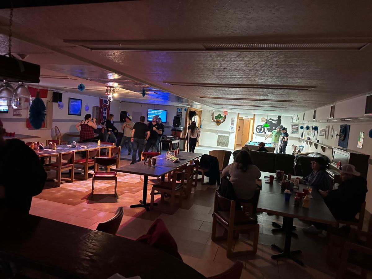 North Adventure Inn 코크레인 외부 사진