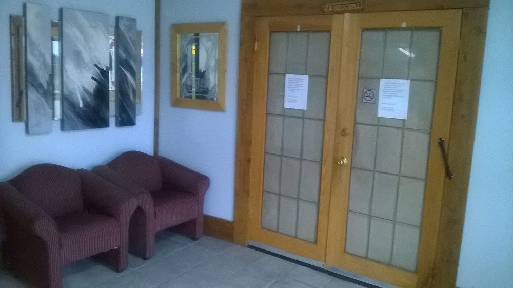 North Adventure Inn 코크레인 외부 사진